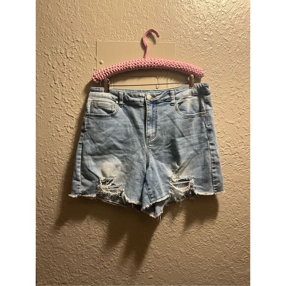 A Beautiful Soul Today Is Your Day Blue Jeans Shorts Woman’s Size 14 - Picture 1 of 11